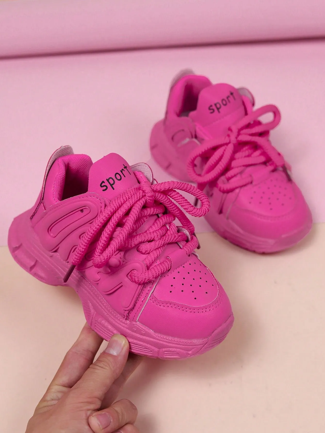1pair Kids' Sports Shoes,