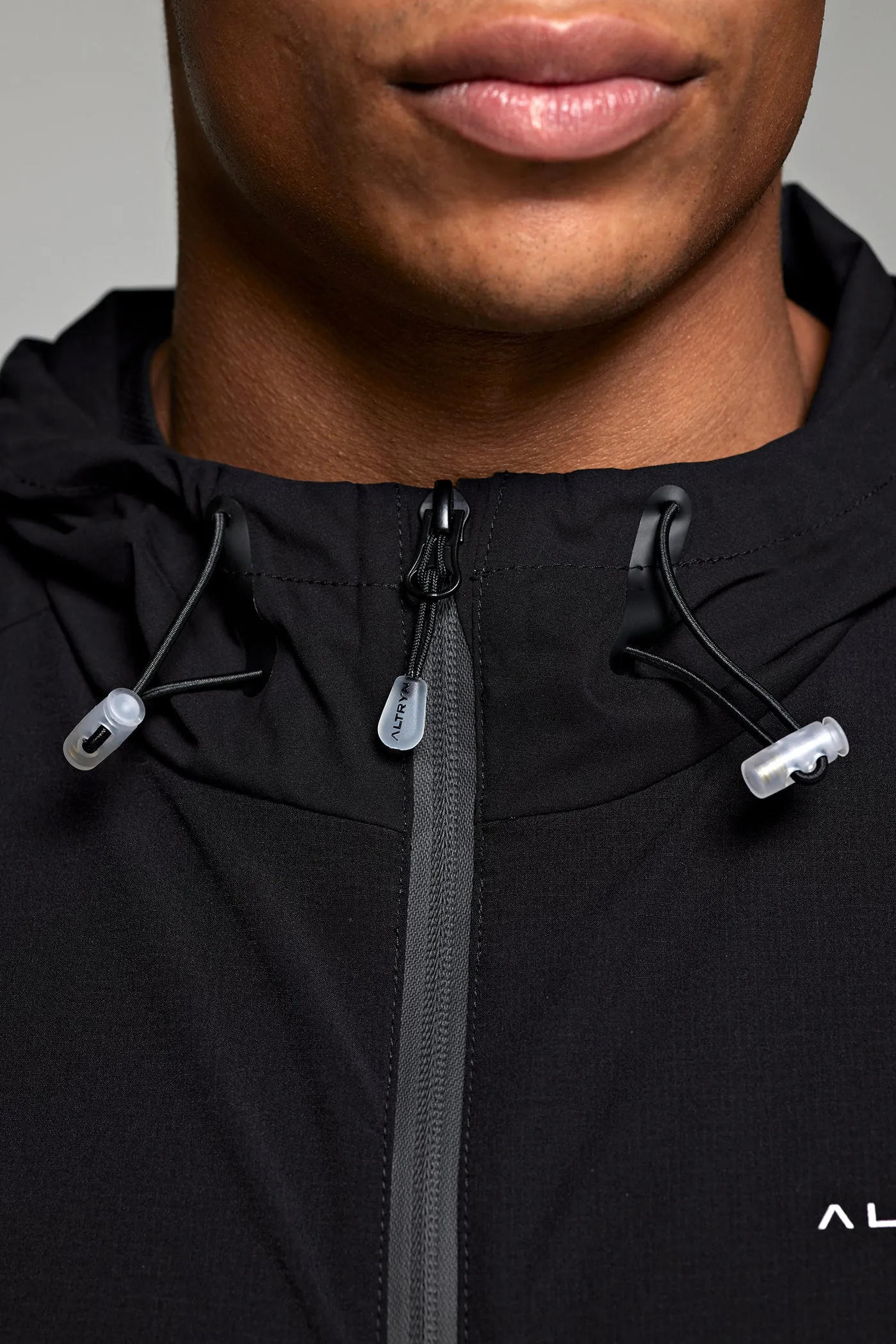 Ascend Tech Running Jacket - Black