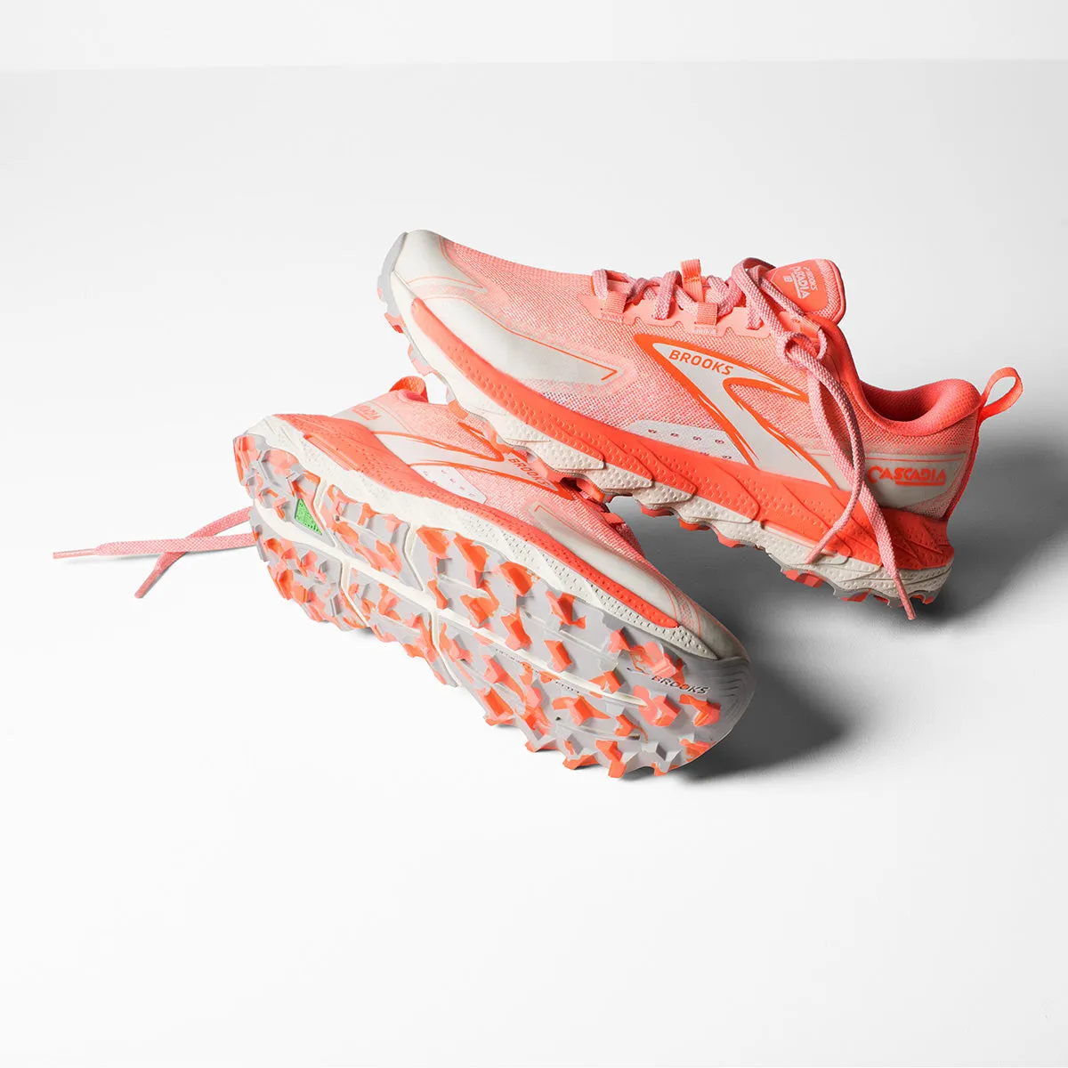 Brooks Cascadia 18 Womens | Ember/blue Wash/flame