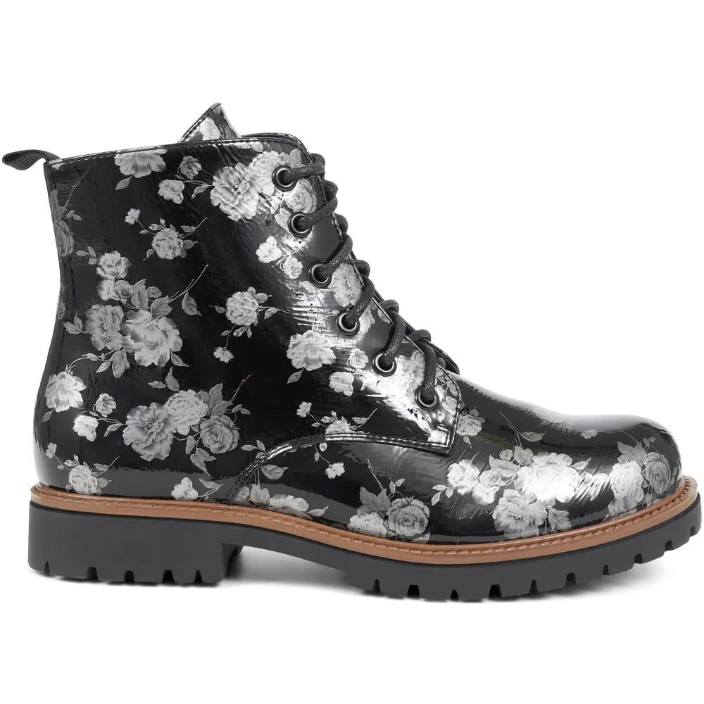 Casual Lace-Up Ankle Boots - WBINS38110 / 324 213