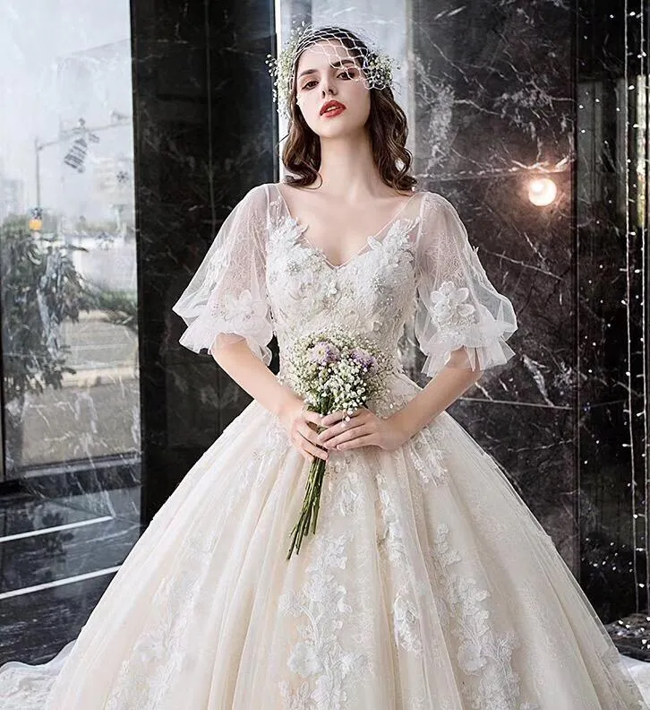 Charming Half Sleeves Ball Gown V Neck Wedding Dress Princess Bridal Dress N1626