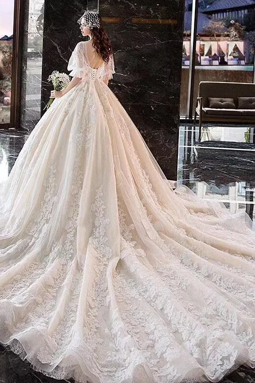 Charming Half Sleeves Ball Gown V Neck Wedding Dress Princess Bridal Dress N1626