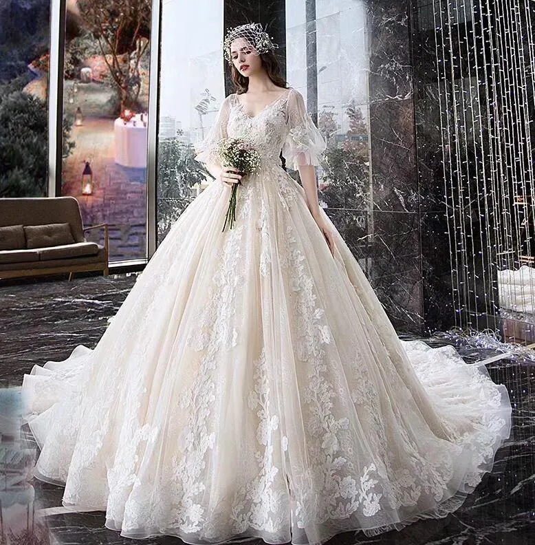 Charming Half Sleeves Ball Gown V Neck Wedding Dress Princess Bridal Dress N1626