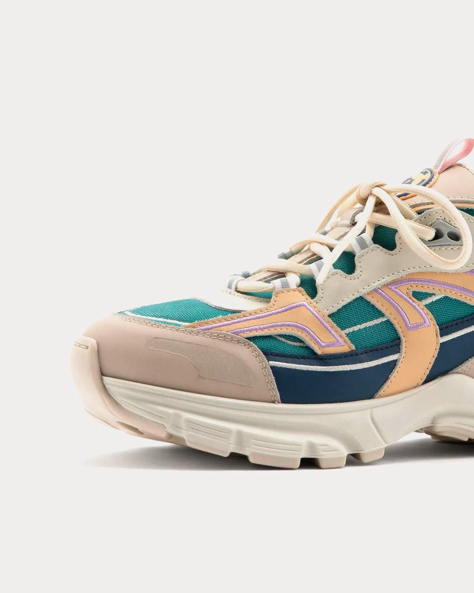 Marathon R-Trail Peach / Jade Low Top Sneakers