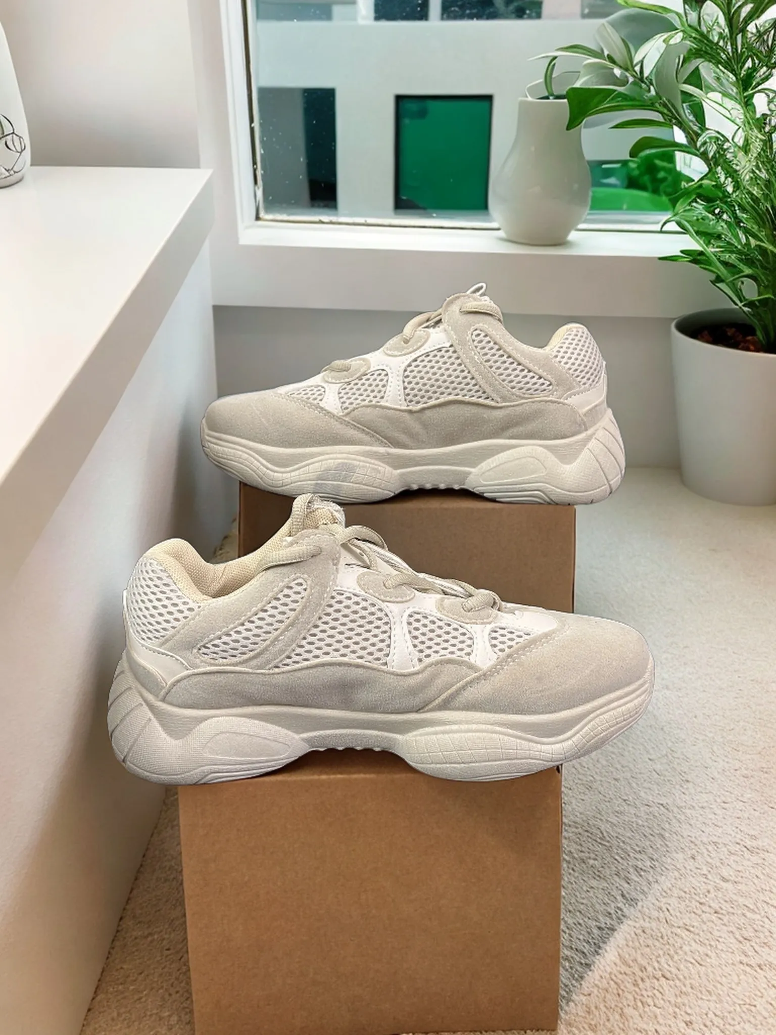 Minimalist Lace-up Front Knit Sneakers- FDs