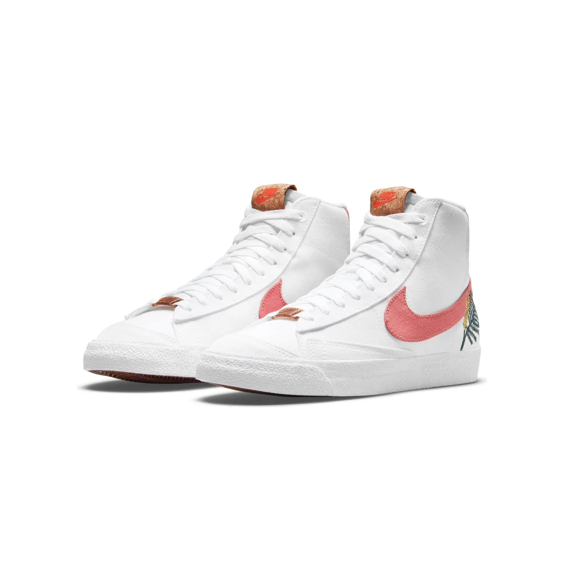 Nike Womens Blazer Mid '77 SE Shoes 'White/Light Sienna'
