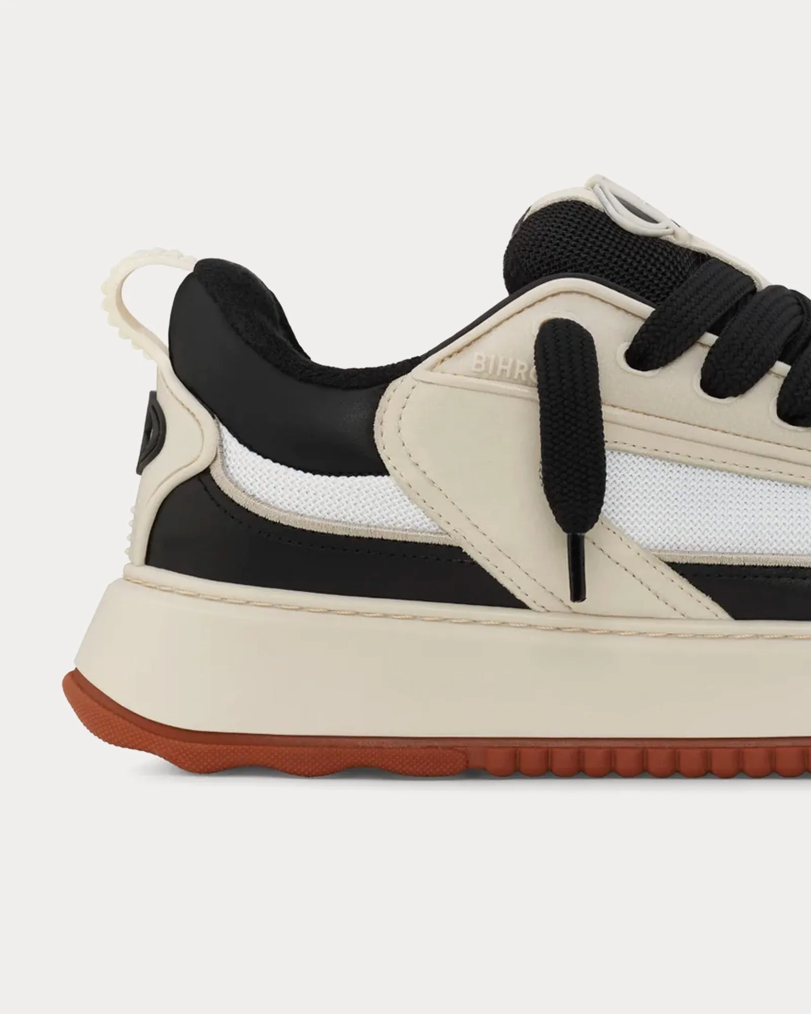 Revy Black / Brick Low Top Sneakers