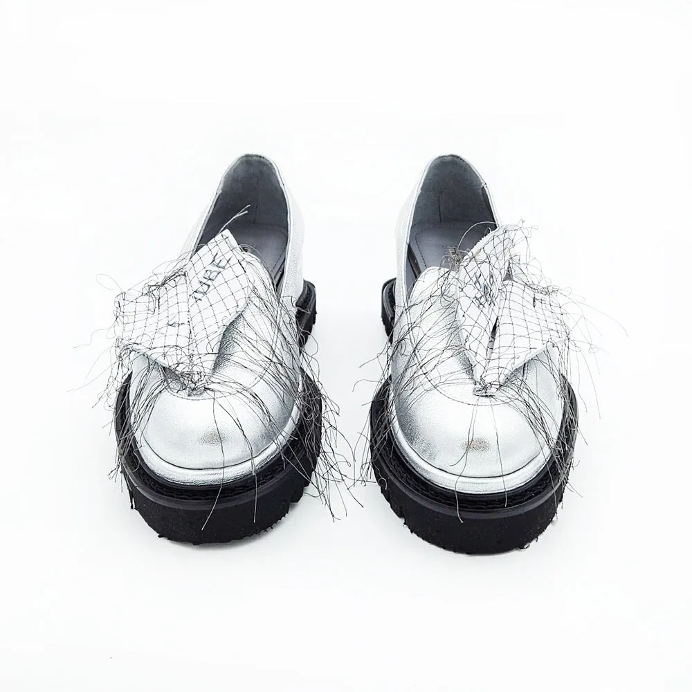 SHR Paper Thoughts glossy silver leather shoes