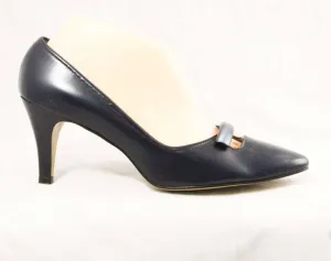 Size 8 Navy Shoes - Unworn 1950s 1960s Dark Blue Heels - 60s Deadstock - Leather with Sleek Modernist Trim - by Cotillion - 8 B Width