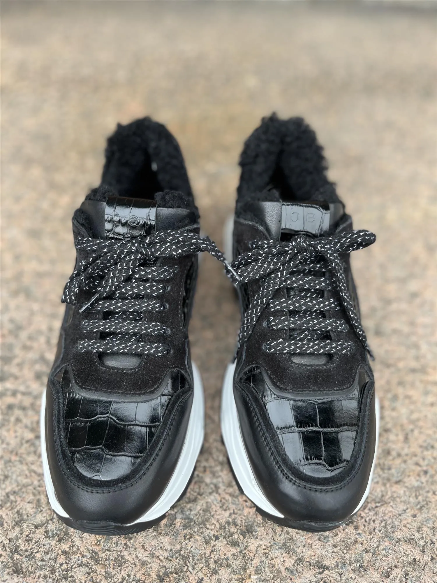 Sneakers Velour Black