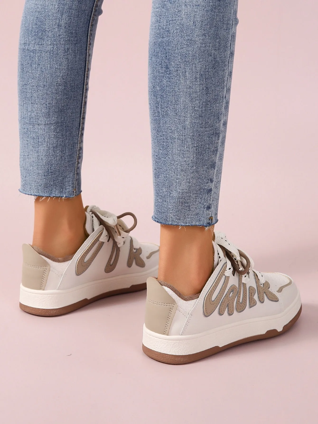 Womens Graphic Lace-up Skateboard Shoes